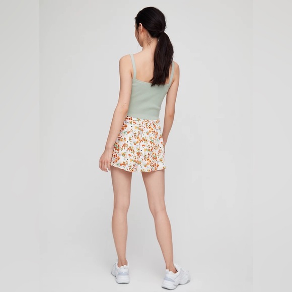 Aritzia Sunday Best Westley Shorts - White Multicoloured Floral - Picture 6 of 6